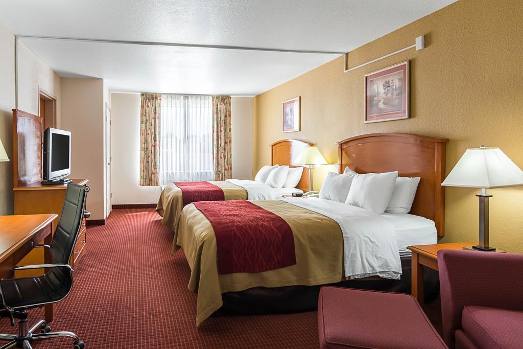Comfort Inn & Suites Chesapeake - Portsmouth Екстер'єр фото
