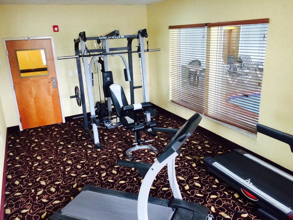 Comfort Inn & Suites Chesapeake - Portsmouth Екстер'єр фото