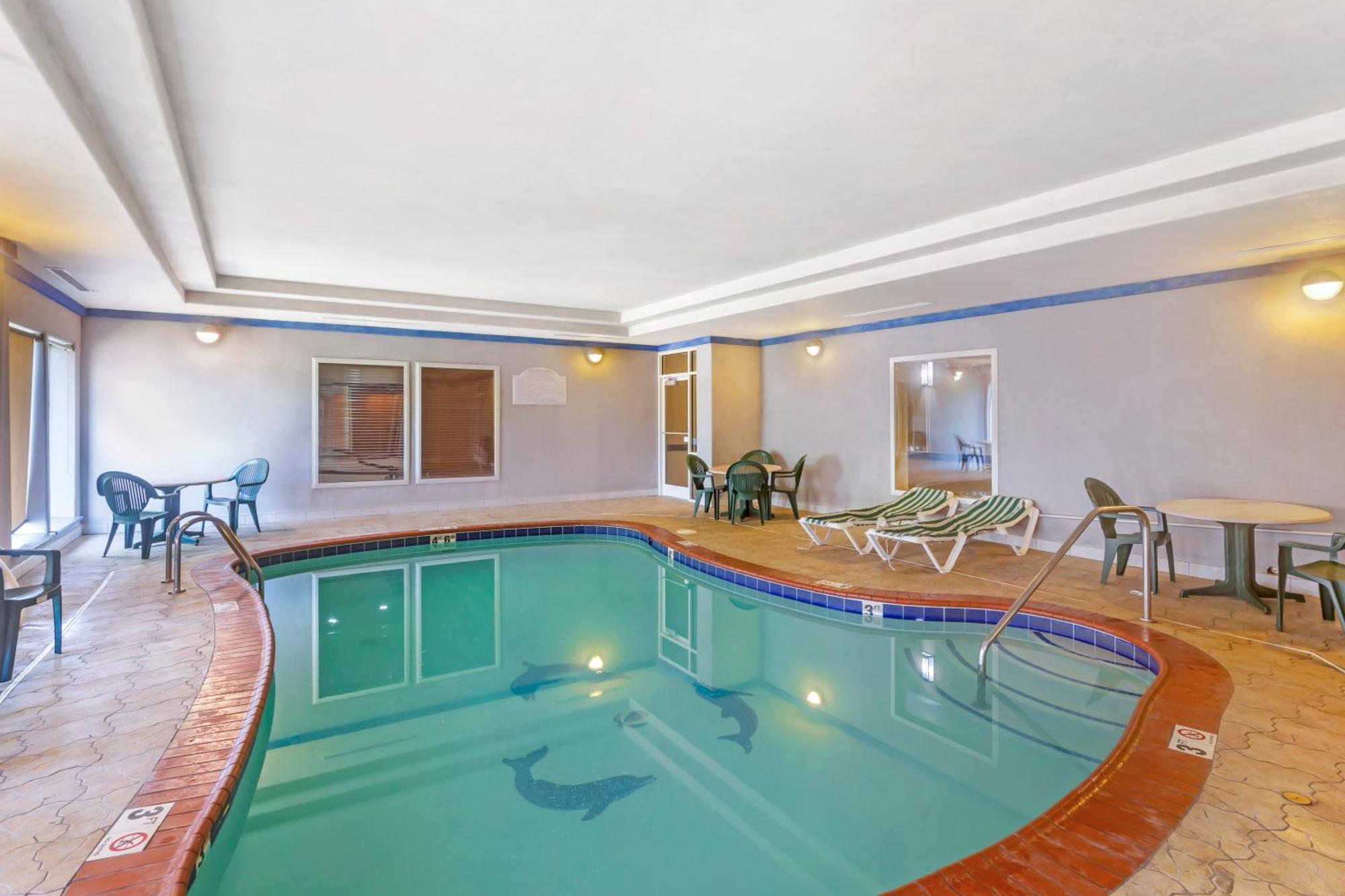 Comfort Inn & Suites Chesapeake - Portsmouth Екстер'єр фото